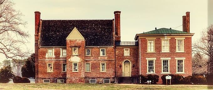 5 Unbelievably Creepy Haunted Locations in Virginia to Terrify You