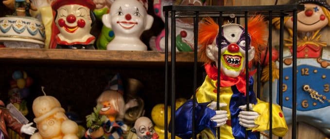 You Can Now Buy Nevada's Creepy, Iconic Clown Motel