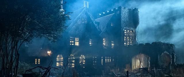 The Trailer for Netflix’s The Haunting of Hill House Has Us Hiding Under the Covers
