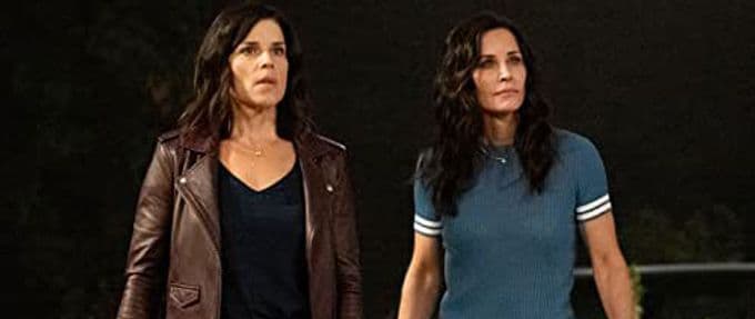 Still shot of Neve Campbell and Courtney Cox in the new trailer of the Scream movie reboot, coming in January 2022.