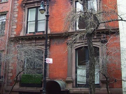 The Sinister Spirits of Manhattan’s House of Death